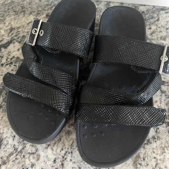 Vionic Shoes - Picture 1 of 5